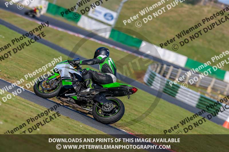 PJM Wedding Photography;enduro digital images;event digital images;eventdigitalimages;mallory park;mallory park photographs;mallory park trackday;mallory park trackday photographs;no limits trackdays;peter wileman photography;racing digital images;trackday digital images;trackday photos